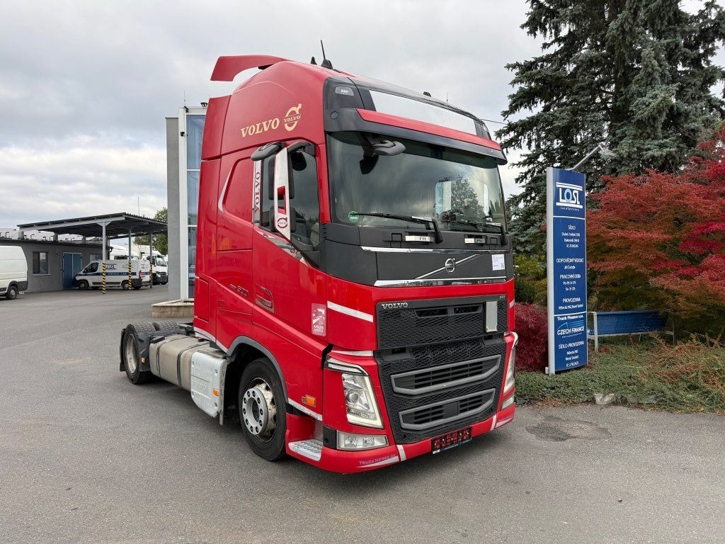 Volvo FH500 EURO 6 MEGA/lowdeck NEW TACHO - Vilcējs: foto 3 Volvo FH500 EURO 6 MEGA/lowdeck NEW TACHO - Vilcējs: foto 3