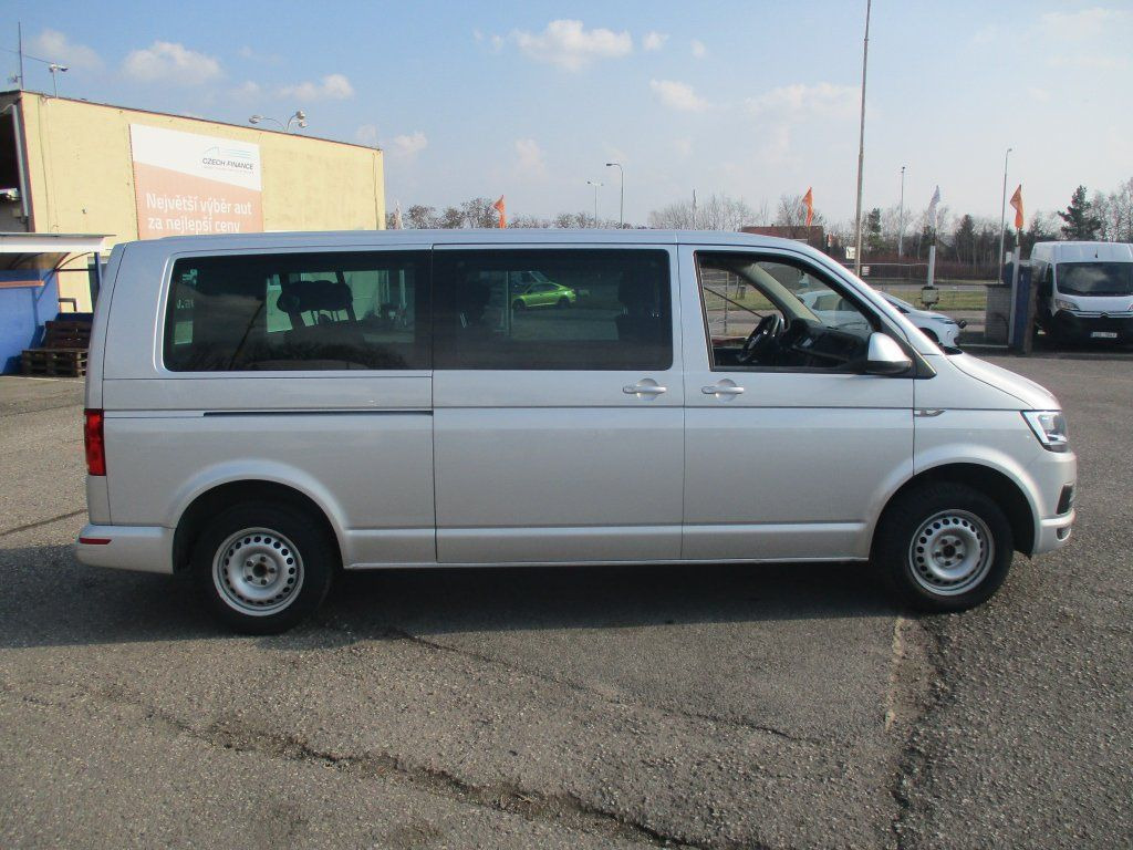 Volkswagen T6 2.0 TDI,Navi,DSG - Pasažieru furgons: foto 4 Volkswagen T6 2.0 TDI,Navi,DSG - Pasažieru furgons: foto 4
