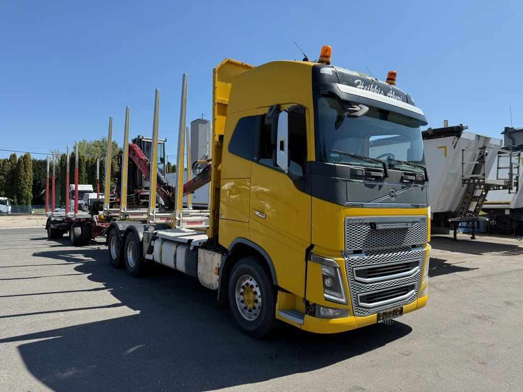 Volvo FH 16 750 6x4 + Fliegl - Kokvedējs, Kravas auto ar manipulatoru: foto 2 Volvo FH 16 750 6x4 + Fliegl - Kokvedējs, Kravas auto ar manipulatoru: foto 2