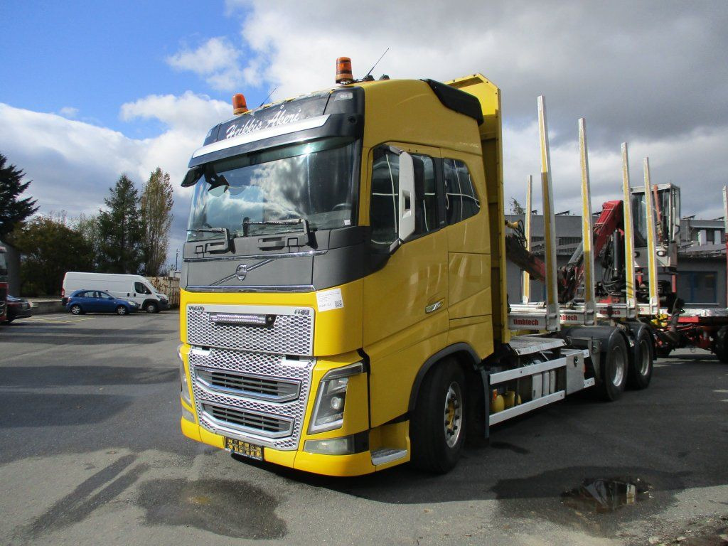 Volvo FH 16 750 6x4 + Fliegl - Kokvedējs, Kravas auto ar manipulatoru: foto 2 Volvo FH 16 750 6x4 + Fliegl - Kokvedējs, Kravas auto ar manipulatoru: foto 2