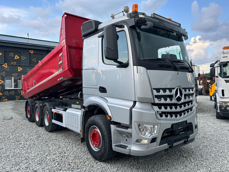 Mercedes-Benz Arocs 3253 | TULOSSA - Kravas automašīna pašizgāzējs: foto 3 Mercedes-Benz Arocs 3253 | TULOSSA - Kravas automašīna pašizgāzējs: foto 3