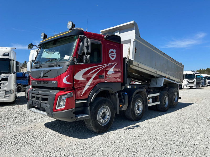 Volvo FMX 540 8x4 | TULOSSA - Kravas automašīna pašizgāzējs: foto 1 Volvo FMX 540 8x4 | TULOSSA - Kravas automašīna pašizgāzējs: foto 1