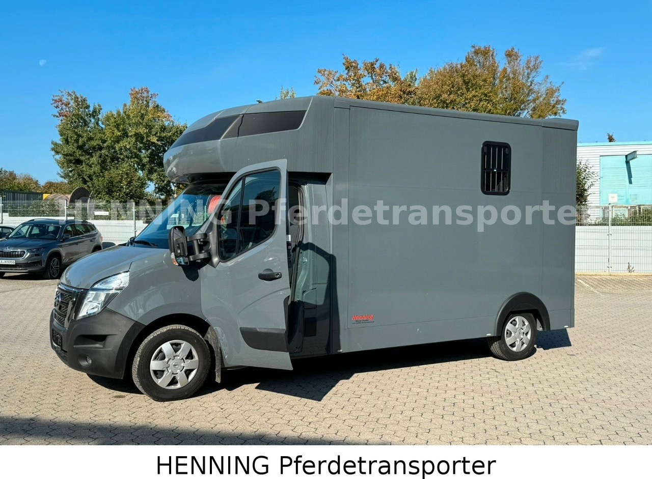 Nissan Interstar 3 - Sitzer - Kravas automašīna dzīvnieku pārvadāšanai: foto 4 Nissan Interstar 3 - Sitzer - Kravas automašīna dzīvnieku pārvadāšanai: foto 4