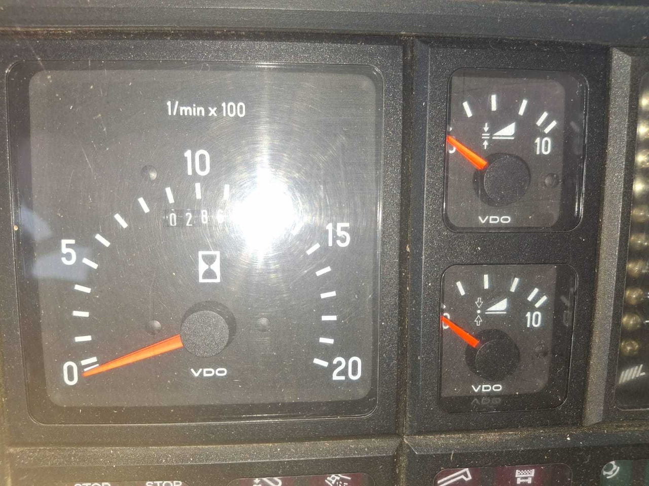 Claas dominator 118 sl Maxi - Kombains: foto 4 Claas dominator 118 sl Maxi - Kombains: foto 4