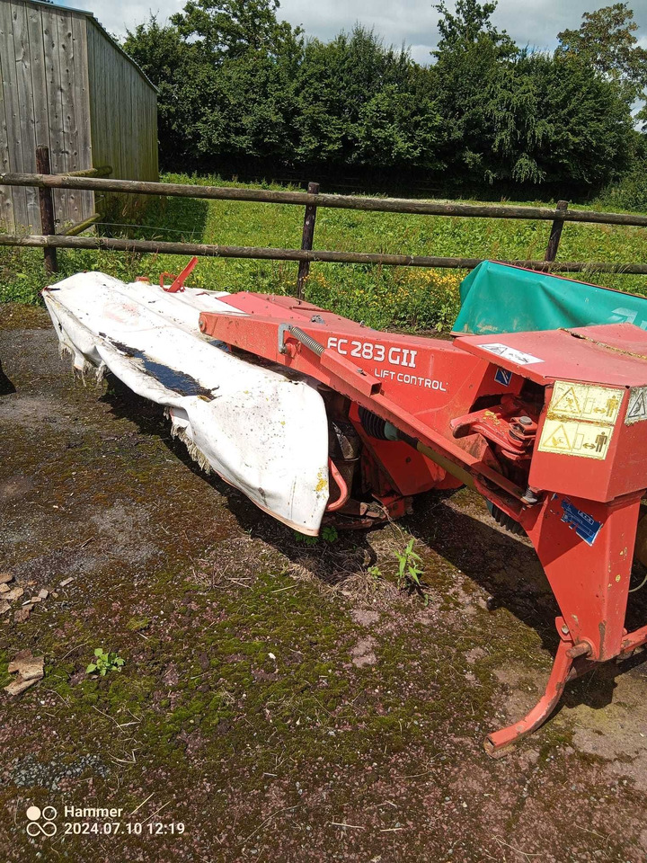 Kosiarka Kuhn fc 283 GII - Pļāvējs: foto 1 Kosiarka Kuhn fc 283 GII - Pļāvējs: foto 1