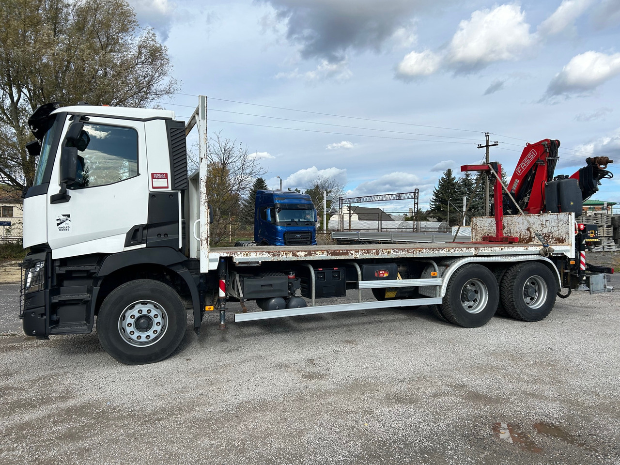 RENAULT C380 6X4 / FASSI F215A + REMOTE / ROTATOR - Kravas auto ar manipulatoru: foto 2 RENAULT C380 6X4 / FASSI F215A + REMOTE / ROTATOR - Kravas auto ar manipulatoru: foto 2