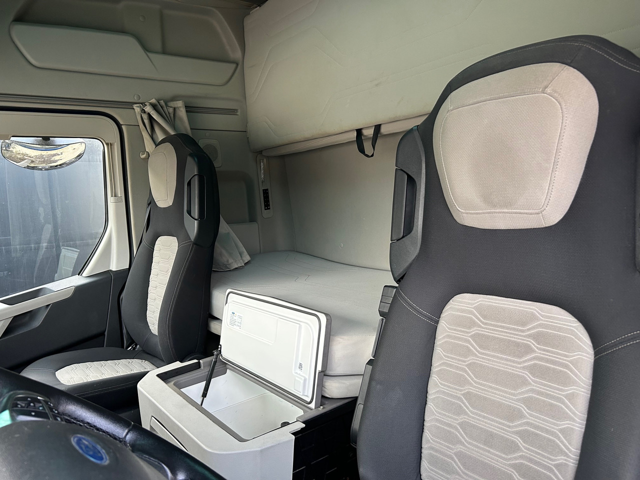 Vilcējs FORD F-MAX 500 / ACC / LED / STANDARD / 2021: foto 8