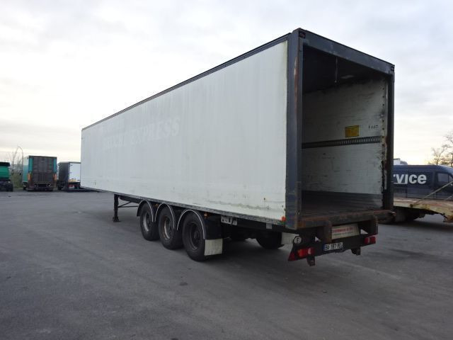 General Trailer Box - Puspiekabe slēgtā virsbūve: foto 4 General Trailer Box - Puspiekabe slēgtā virsbūve: foto 4