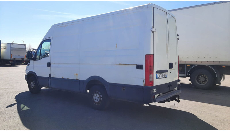 Iveco Daily 35S12 - Kravas mikroautobuss: foto 5 Iveco Daily 35S12 - Kravas mikroautobuss: foto 5