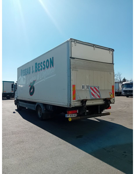 Mercedes-Benz Atego 1222 - Kravas automašīna ar slēgto virsbūvi: foto 4 Mercedes-Benz Atego 1222 - Kravas automašīna ar slēgto virsbūvi: foto 4