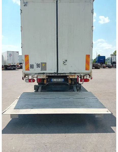 Renault Midlum 280 dxi - manual gearbox / steel suspension lames - Kravas automašīna ar tentu: foto 4 Renault Midlum 280 dxi - manual gearbox / steel suspension lames - Kravas automašīna ar tentu: foto 4