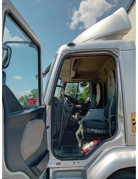 Renault Midlum 280 dxi - manual gearbox / steel suspension lames - Kravas automašīna ar tentu: foto 5 Renault Midlum 280 dxi - manual gearbox / steel suspension lames - Kravas automašīna ar tentu: foto 5