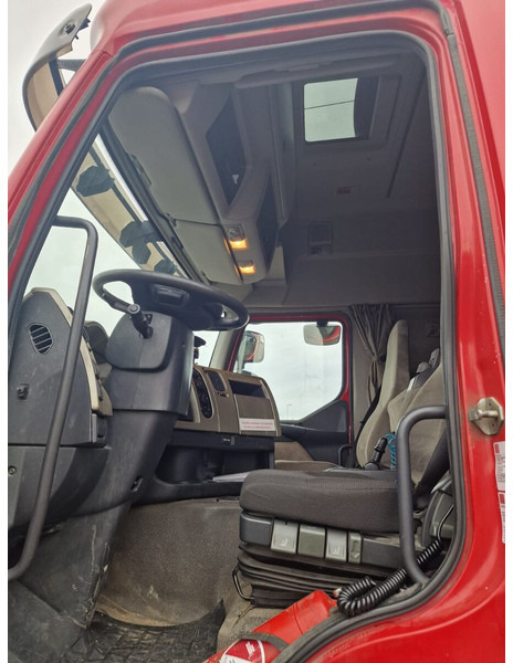 Renault Premium 450dxi - Kravas automašīna ar tentu: foto 4 Renault Premium 450dxi - Kravas automašīna ar tentu: foto 4