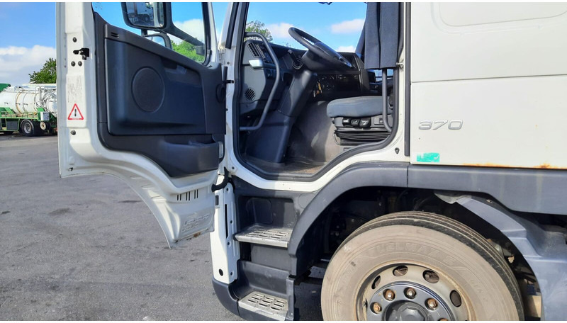 Volvo FM 370 - Kravas automašīna ar tentu: foto 3 Volvo FM 370 - Kravas automašīna ar tentu: foto 3