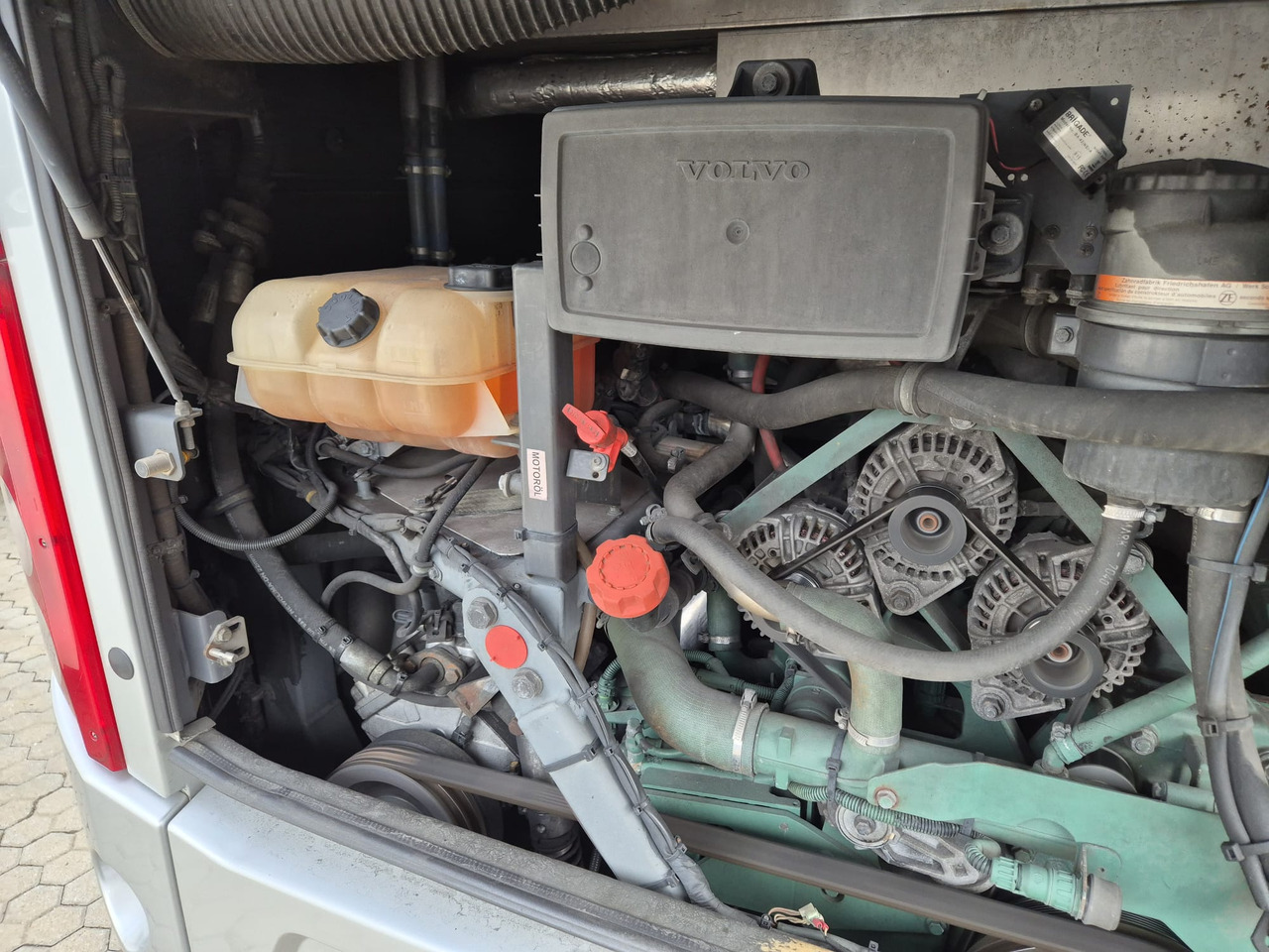 VOLVO 9700 4X2 - Starppilsētu autobuss: foto 5 VOLVO 9700 4X2 - Starppilsētu autobuss: foto 5