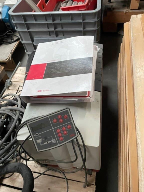 Baumer HHS PreMelter XMelt XM-04-2200 - Iesiešanas mašīna: foto 1 Baumer HHS PreMelter XMelt XM-04-2200 - Iesiešanas mašīna: foto 1