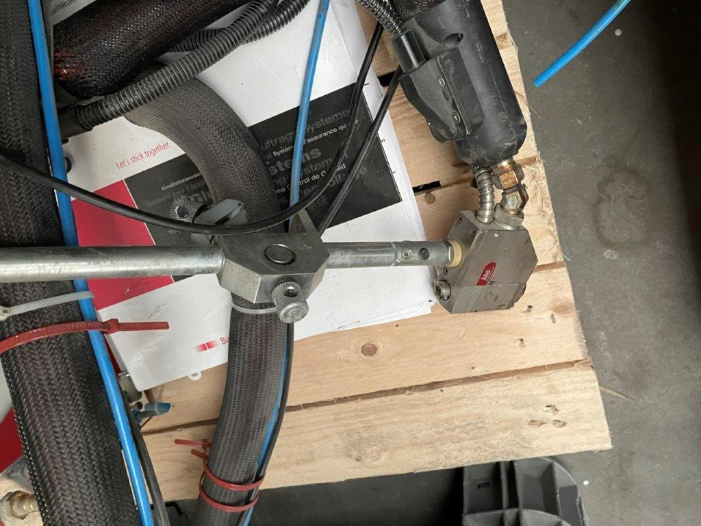 Baumer HHS PreMelter XMelt XM-04-2200 - Iesiešanas mašīna: foto 4 Baumer HHS PreMelter XMelt XM-04-2200 - Iesiešanas mašīna: foto 4