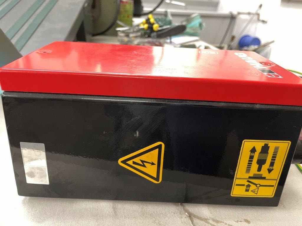 Deionization - Discharge power supply Haug EN 8 LC - Locīšanas mašīna: foto 4 Deionization - Discharge power supply Haug EN 8 LC - Locīšanas mašīna: foto 4