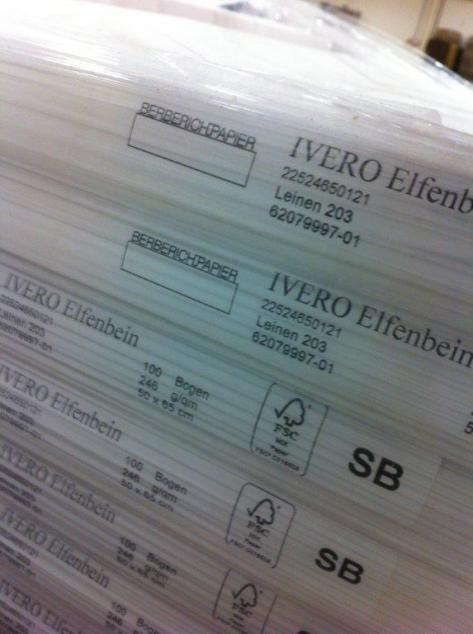 Fine paper Ivero ivory board linen - Drukas iekārtas: foto 1 Fine paper Ivero ivory board linen - Drukas iekārtas: foto 1