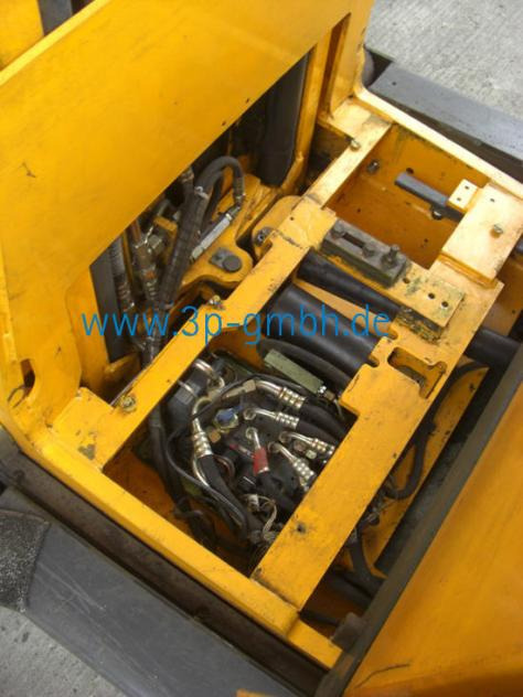 Jungheinrich ETV 214 AC Electric Reach Truck - Bīdmasta krautņotājs: foto 3 Jungheinrich ETV 214 AC Electric Reach Truck - Bīdmasta krautņotājs: foto 3