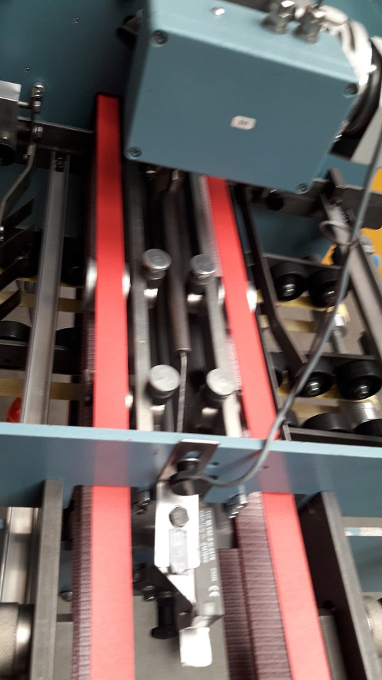 MBO Z2 mobile, 180° rotatable cross-fold unit - Locīšanas mašīna: foto 3 MBO Z2 mobile, 180° rotatable cross-fold unit - Locīšanas mašīna: foto 3