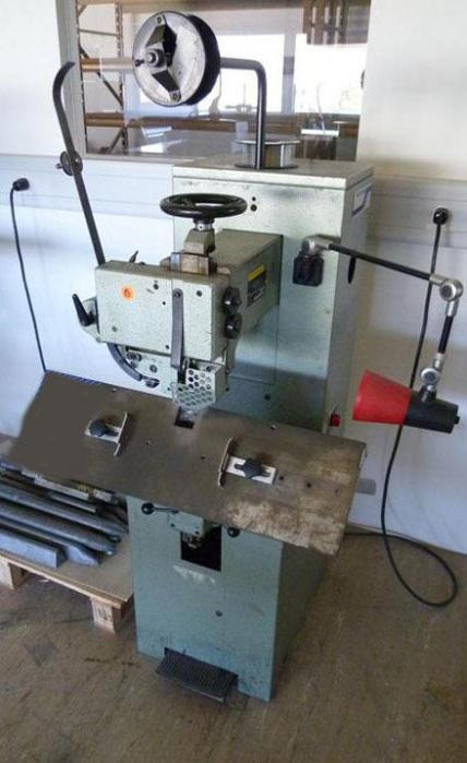 Muller Martini 271 Wire Stitching Machine - Drukas iekārtas: foto 1 Muller Martini 271 Wire Stitching Machine - Drukas iekārtas: foto 1