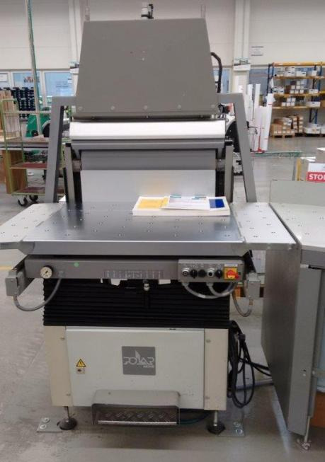Polar Mohr 92 ED Half Format Snow Line - Papīra griešanas mašīna: foto 3 Polar Mohr 92 ED Half Format Snow Line - Papīra griešanas mašīna: foto 3