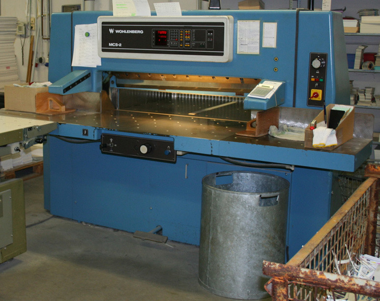 Wohlenberg 115 MCS-2 cutting machine - Papīra griešanas mašīna: foto 1 Wohlenberg 115 MCS-2 cutting machine - Papīra griešanas mašīna: foto 1