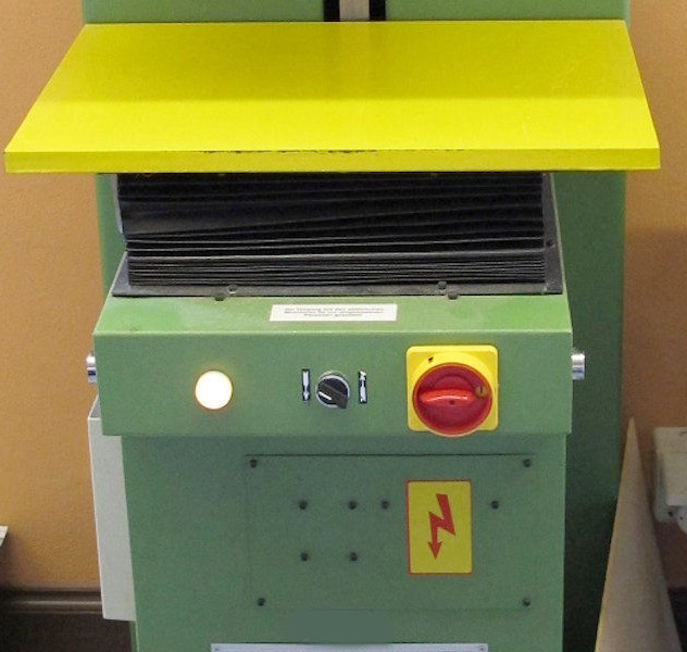 Zechini Gra-for Special 85 rolling semi-automatic book press - Iesiešanas mašīna: foto 2 Zechini Gra-for Special 85 rolling semi-automatic book press - Iesiešanas mašīna: foto 2