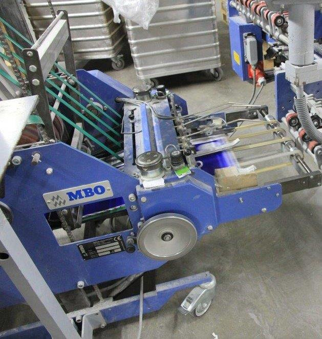 Standing vertically delivery with pres rollers MBO SAP 46 L - Locīšanas mašīna: foto 1 Standing vertically delivery with pres rollers MBO SAP 46 L - Locīšanas mašīna: foto 1