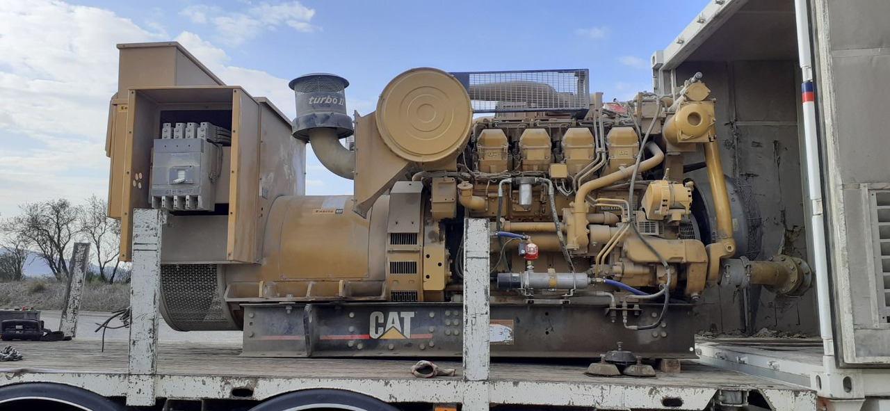 CATERPILLAR 3508 1100 kVa - Elektroģenerators: foto 1 CATERPILLAR 3508 1100 kVa - Elektroģenerators: foto 1