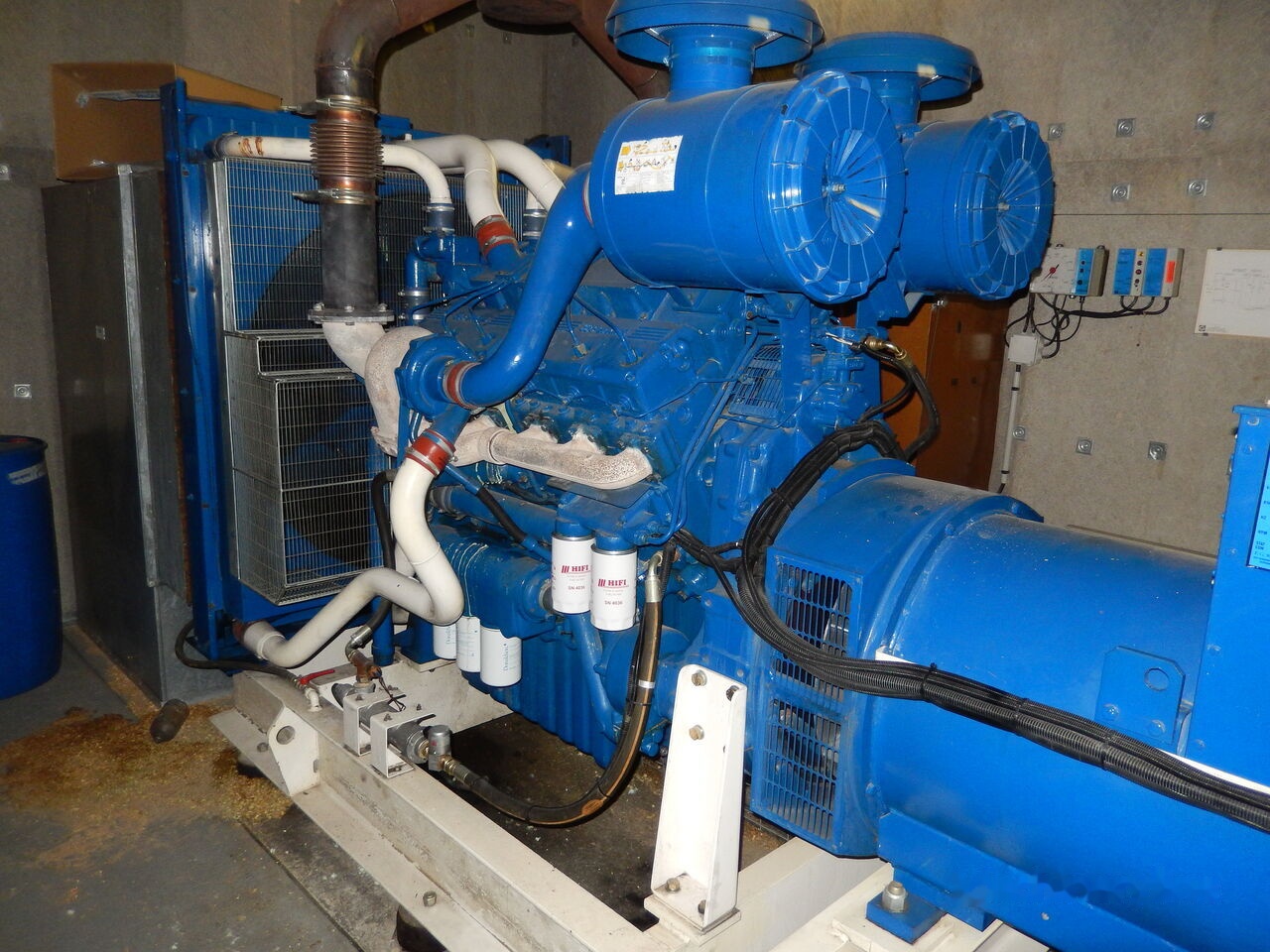 Perkins 630 kVa 3012TAG3 - Elektroģenerators: foto 1 Perkins 630 kVa 3012TAG3 - Elektroģenerators: foto 1