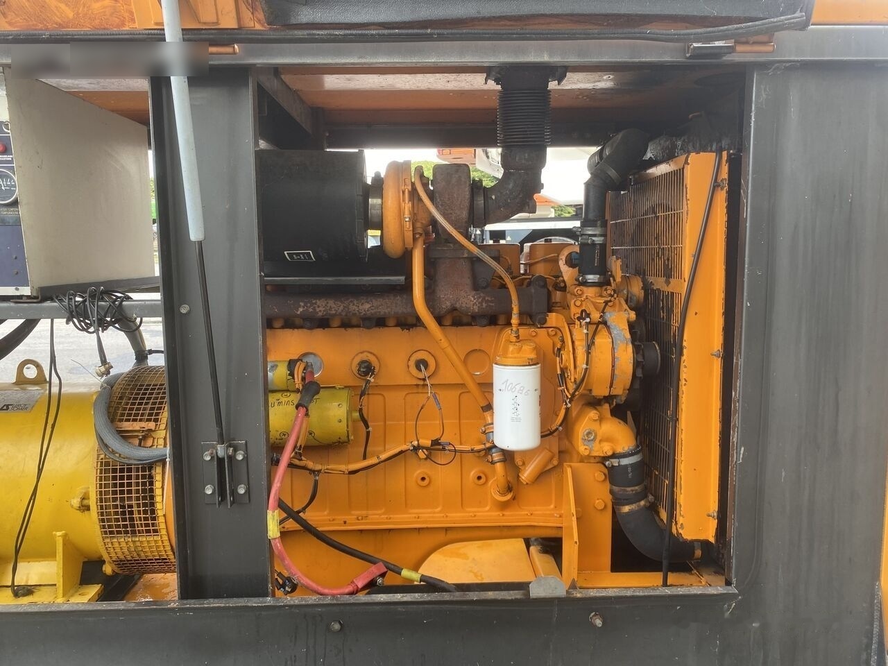 SDMO 100 kVa Cummins 6BT5.9 līzingu SDMO 100 kVa Cummins 6BT5.9: foto 7