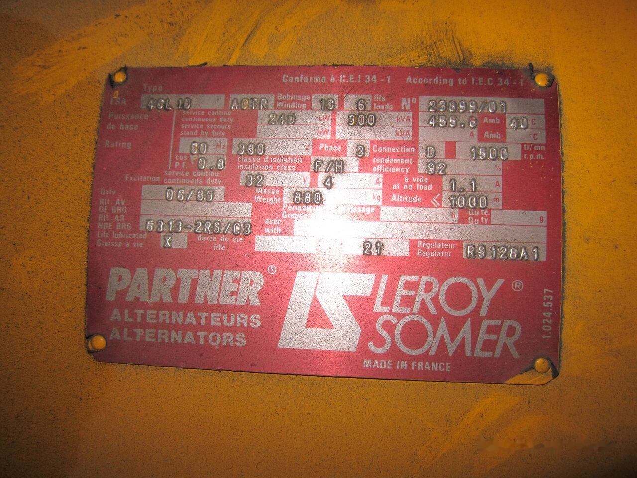 SDMO 330 kVa Cummins NT855-G6 - Elektroģenerators: foto 5 SDMO 330 kVa Cummins NT855-G6 - Elektroģenerators: foto 5