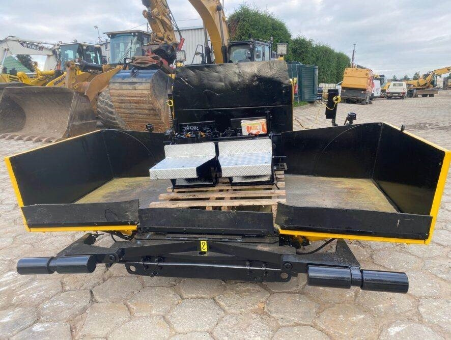 Asfalta klājējs Demag DF-45C: foto 8