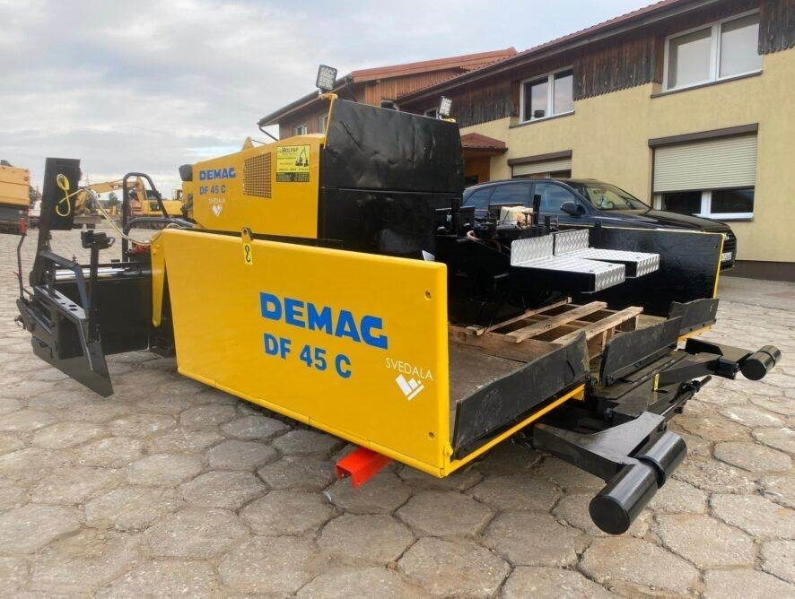 Asfalta klājējs Demag DF-45C: foto 7