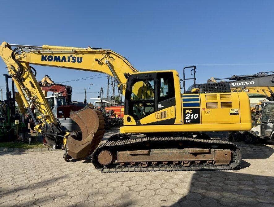 Komatsu PC210LC-11 - Kāpurķēžu ekskavators: foto 2 Komatsu PC210LC-11 - Kāpurķēžu ekskavators: foto 2