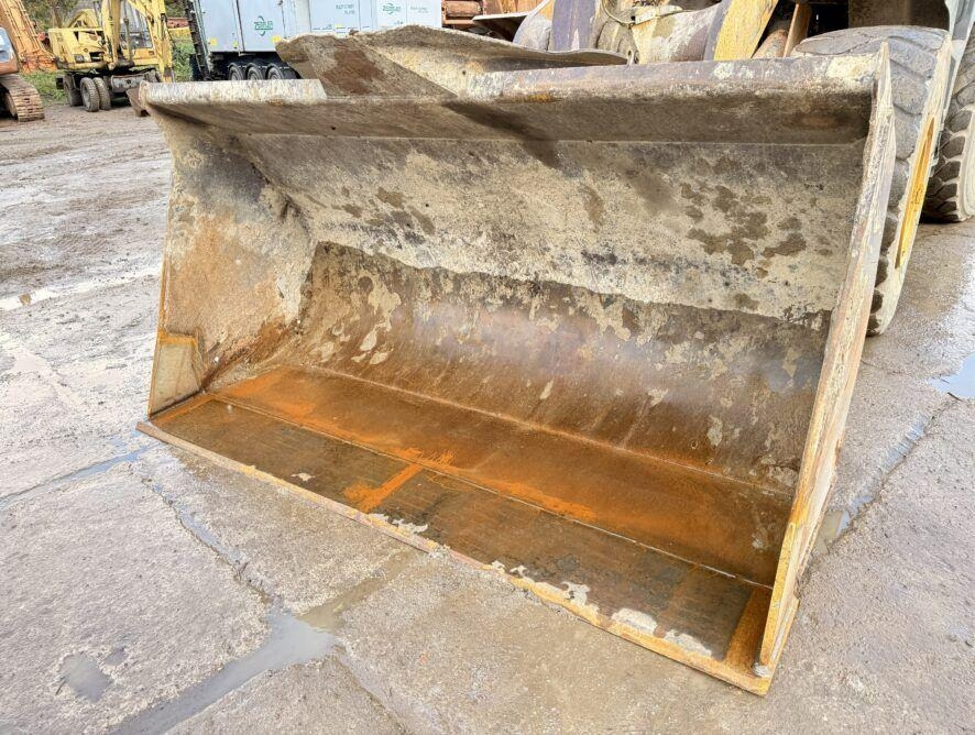 Liebherr L564 - Riteņu iekrāvējs: foto 4 Liebherr L564 - Riteņu iekrāvējs: foto 4