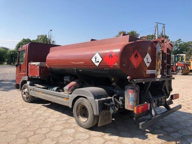 Mercedes-Benz Atego 818 5000l aircraft tank aviation airport  - Autocisterna: foto 1 Mercedes-Benz Atego 818 5000l aircraft tank aviation airport  - Autocisterna: foto 1