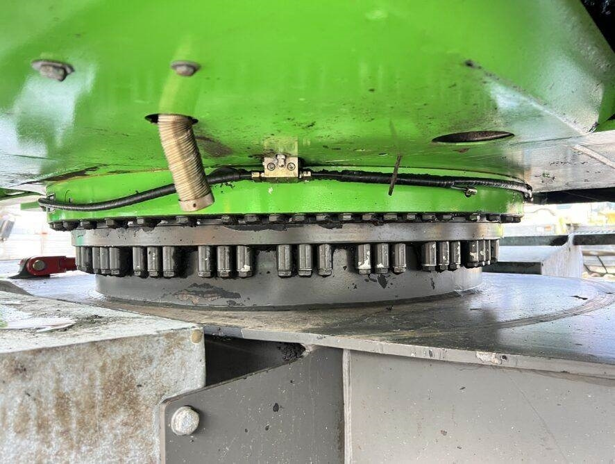 Sennebogen 825 K13  - Atkritumu iekrāvējs: foto 4 Sennebogen 825 K13  - Atkritumu iekrāvējs: foto 4