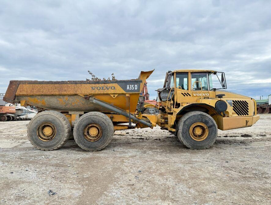 Volvo A35D - Artikulētias pašizgāzējs: foto 5 Volvo A35D - Artikulētias pašizgāzējs: foto 5