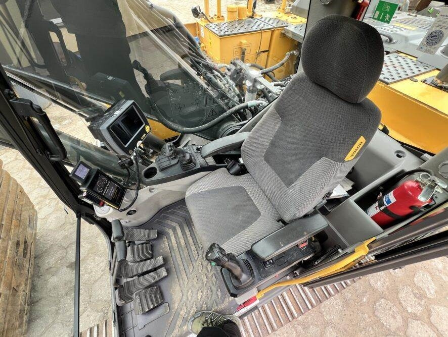 Kāpurķēžu ekskavators Volvo EC220EL ROTOTILT + LEICA 3D GPS 2xbucket: foto 21