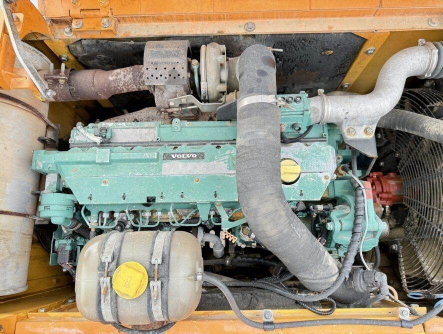 Volvo EC290CL - Kāpurķēžu ekskavators: foto 4 Volvo EC290CL - Kāpurķēžu ekskavators: foto 4