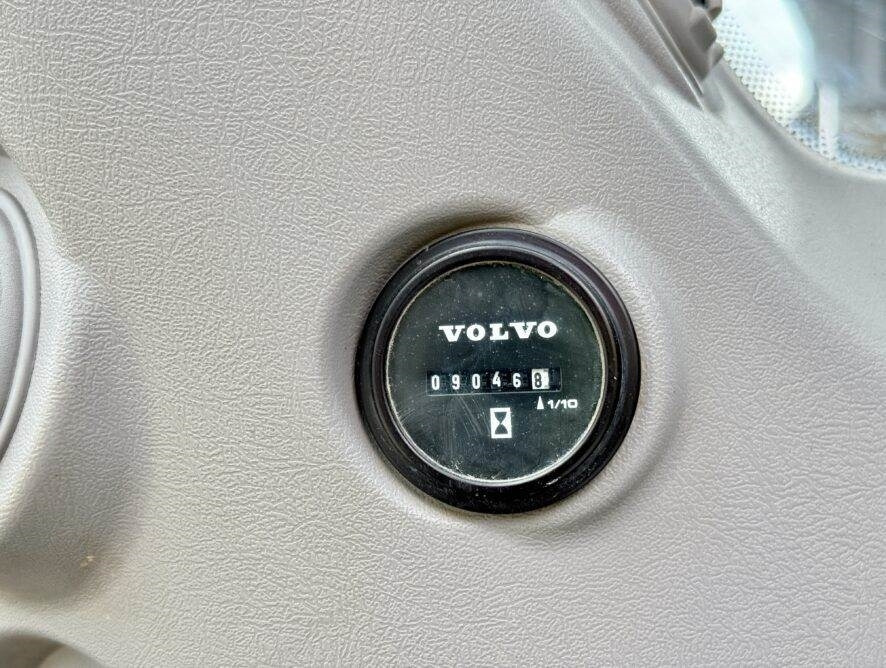 Riteņu ekskavators Volvo EWR150E: foto 9 Riteņu ekskavators Volvo EWR150E: foto 9