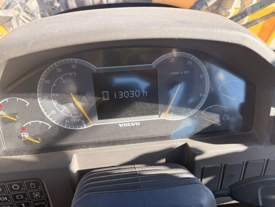 Volvo L110H  - Riteņu iekrāvējs: foto 3 Volvo L110H  - Riteņu iekrāvējs: foto 3