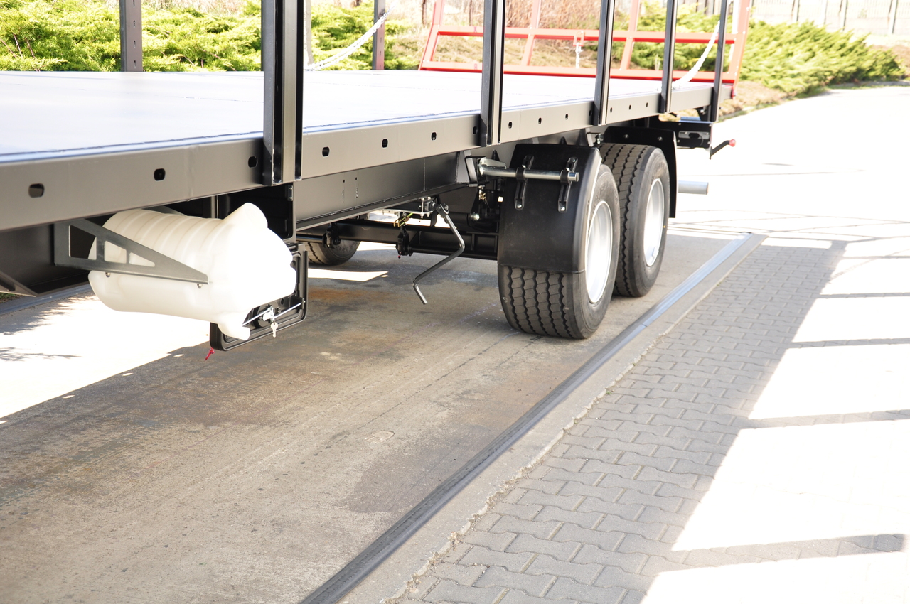 ZASŁAW D746-20 - Lauksaimniecības piekabe-platforma: foto 4 ZASŁAW D746-20 - Lauksaimniecības piekabe-platforma: foto 4