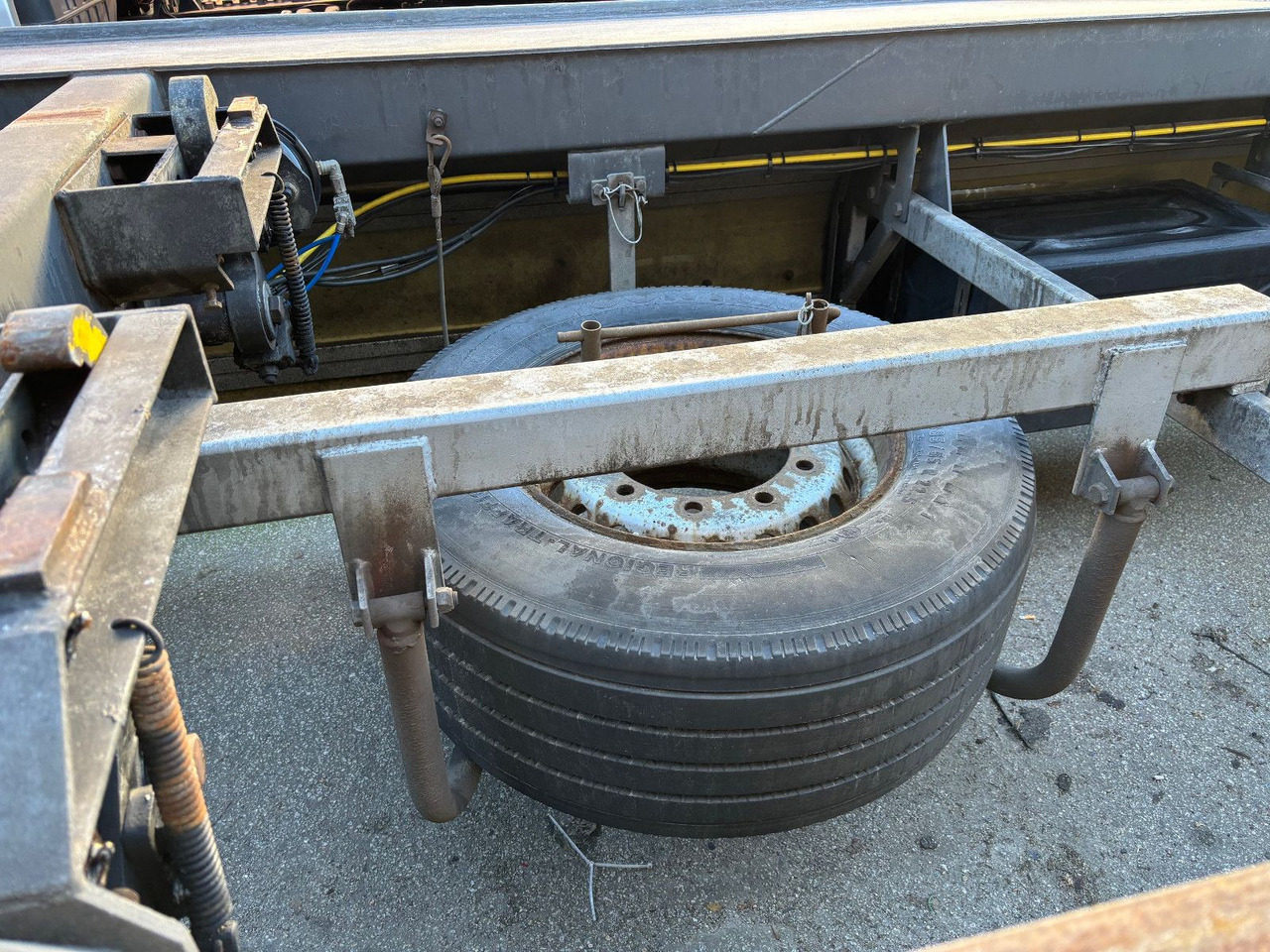Jung R. TOP ZUSTAND / MICHELIN Ber. - Multilift/ Būvgružu konteinera piekabe: foto 4 Jung R. TOP ZUSTAND / MICHELIN Ber. - Multilift/ Būvgružu konteinera piekabe: foto 4