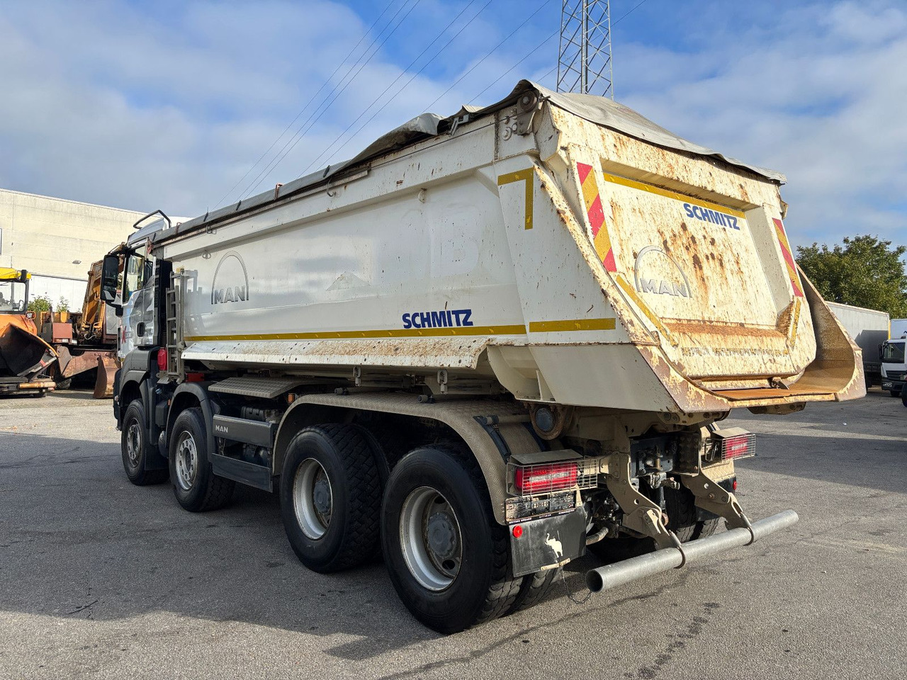 MAN TGS41.510 8x4 Schmitz Muldenkipper Retarder/19m³ - Kravas automašīna pašizgāzējs: foto 5 MAN TGS41.510 8x4 Schmitz Muldenkipper Retarder/19m³ - Kravas automašīna pašizgāzējs: foto 5