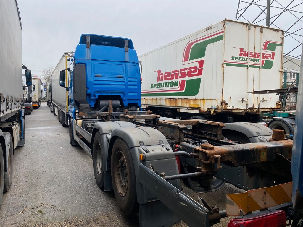 MAN TGX 26.440 EEV /Retarder/Lift/StandHei/2 Stück MAN TGX 26.440 EURO V EEV 2 Stück - Konteineru vedējs/ Kravas automašīna ar noņemamā virsbūve: foto 5 MAN TGX 26.440 EEV /Retarder/Lift/StandHei/2 Stück MAN TGX 26.440 EURO V EEV 2 Stück - Konteineru vedējs/ Kravas automašīna ar noņemamā virsbūve: foto 5