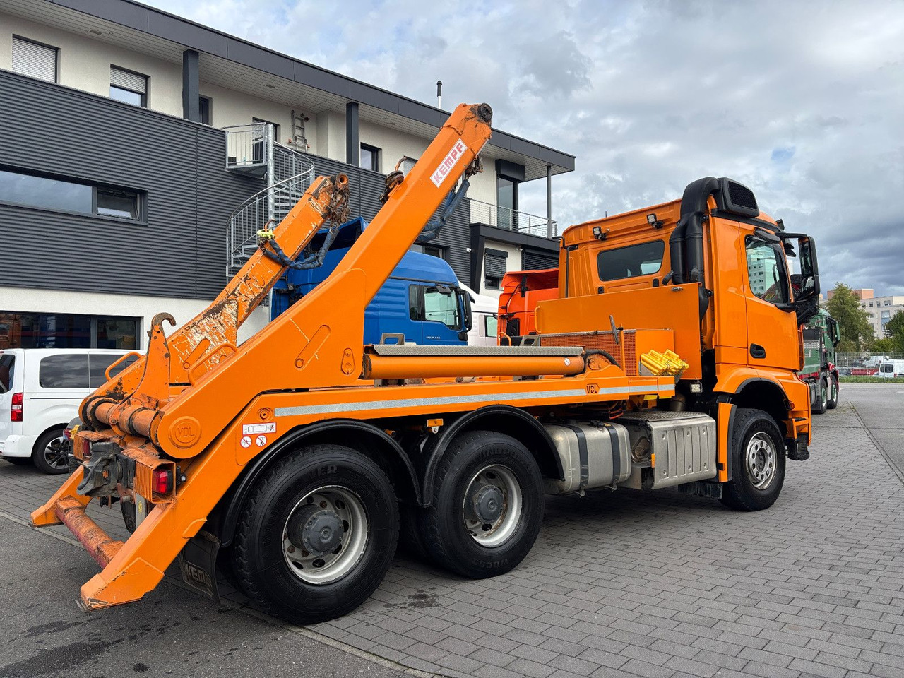 Mercedes-Benz Arocs 2648 6x4/Kempf - Kravas automašīna pašizgāzējs: foto 3 Mercedes-Benz Arocs 2648 6x4/Kempf - Kravas automašīna pašizgāzējs: foto 3